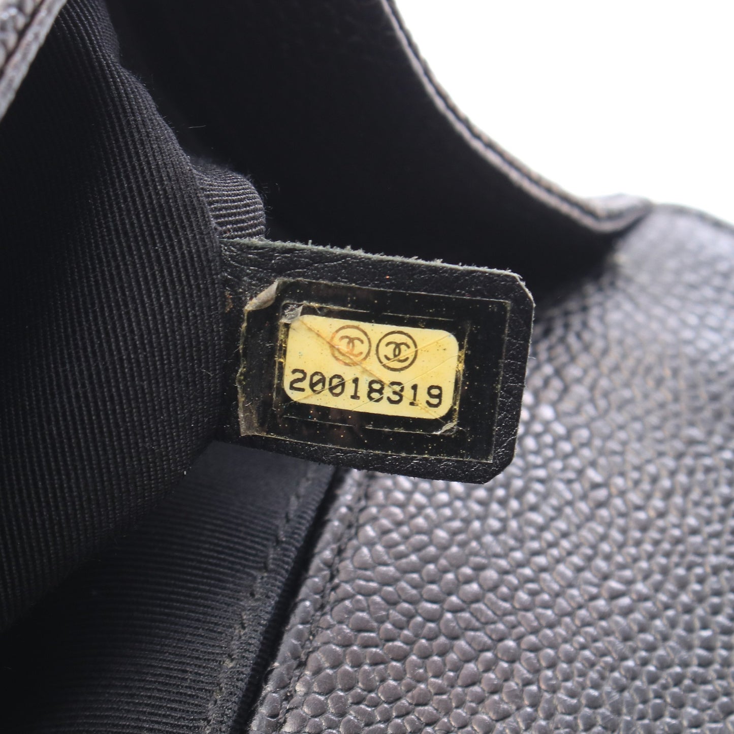 ボーイシャネル チェーンショルダーバッグ キャビアスキン ブラック ゴールド金具 シャネル バッグ CHANEL