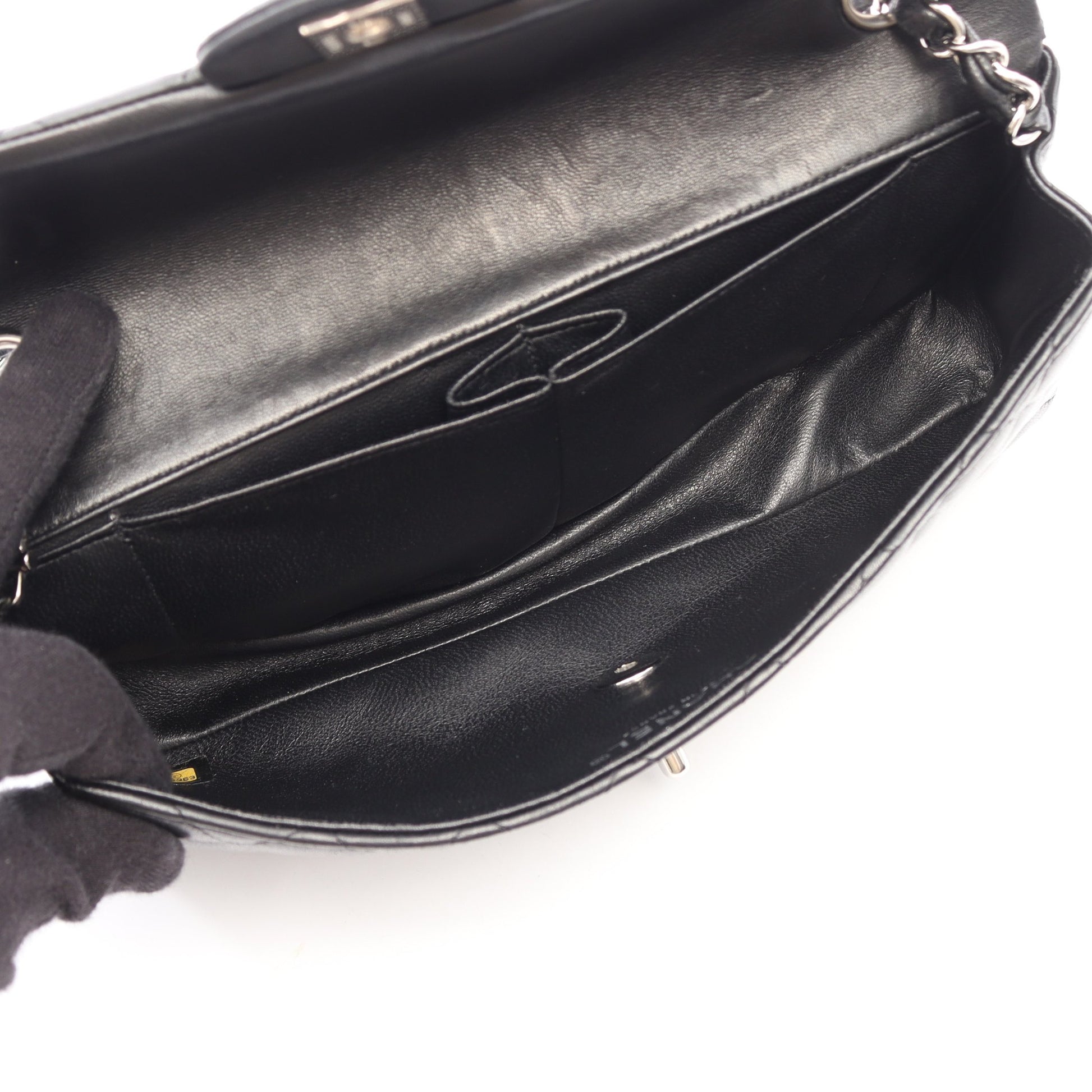 マトラッセ チェーンショルダーバッグ ラムスキン ブラック シルバー金具 シャネル バッグ CHANEL