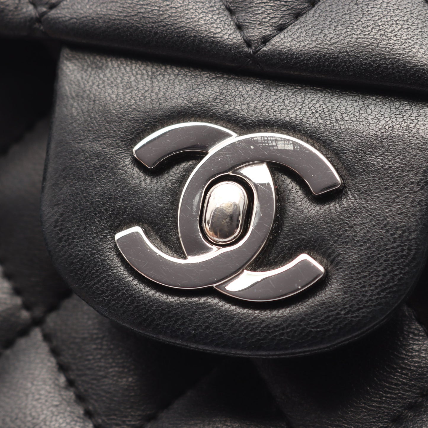 マトラッセ チェーンショルダーバッグ ラムスキン ブラック シルバー金具 シャネル バッグ CHANEL