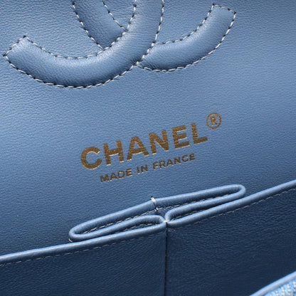 マトラッセ Wフラップ Wチェーンショルダーバッグ デニム レザー ブルー ゴールド金具 シャネル バッグ CHANEL