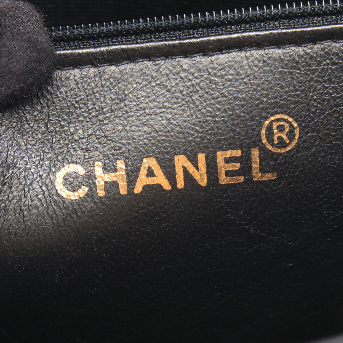マトラッセ チェーンショルダーバッグ チェーントートバッグ キャビアスキン ブラック ゴールド金具 シャネル バッグ CHANEL