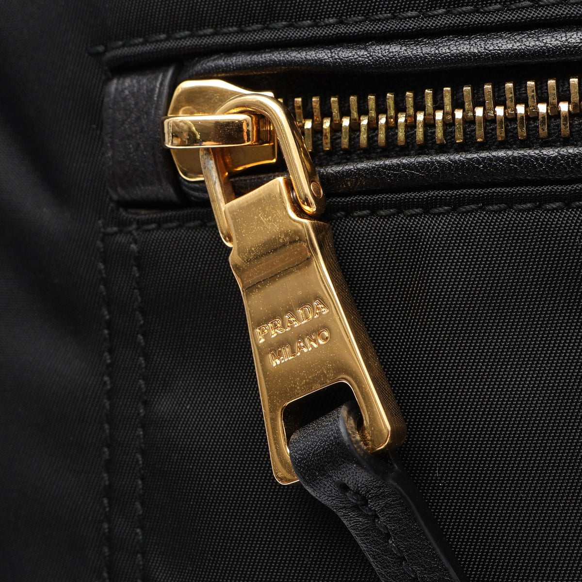 2WAY ハンドバッグ ナイロン レザー ブラック プラダ バッグ PRADA