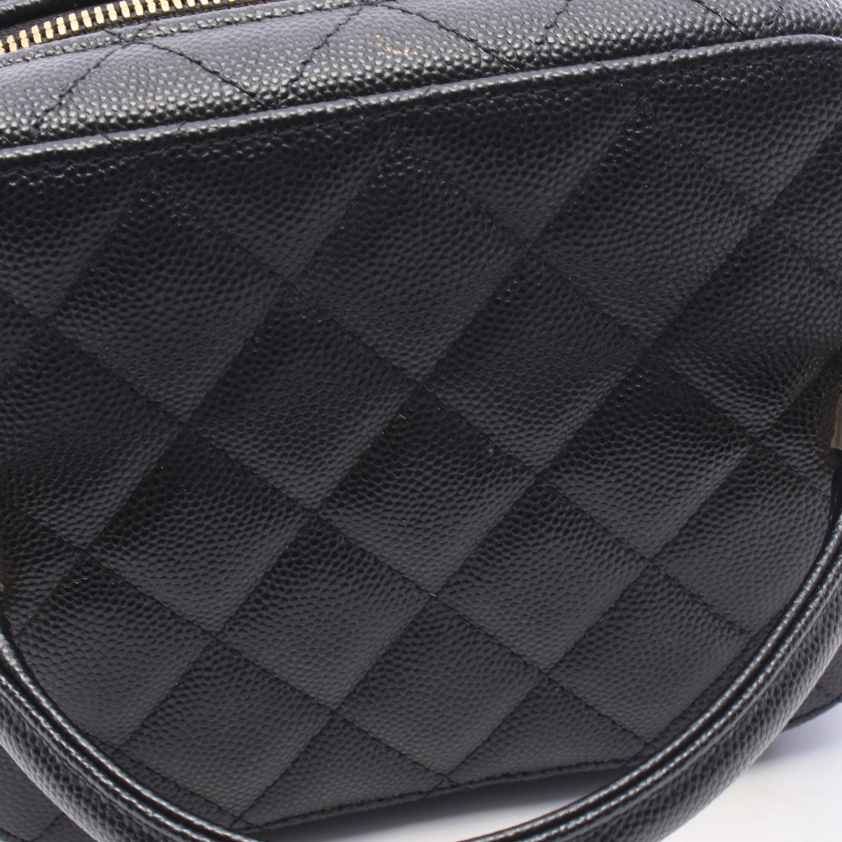 マトラッセ チェーンショルダーバッグ キャビアスキン ブラック ゴールド金具 シャネル バッグ CHANEL