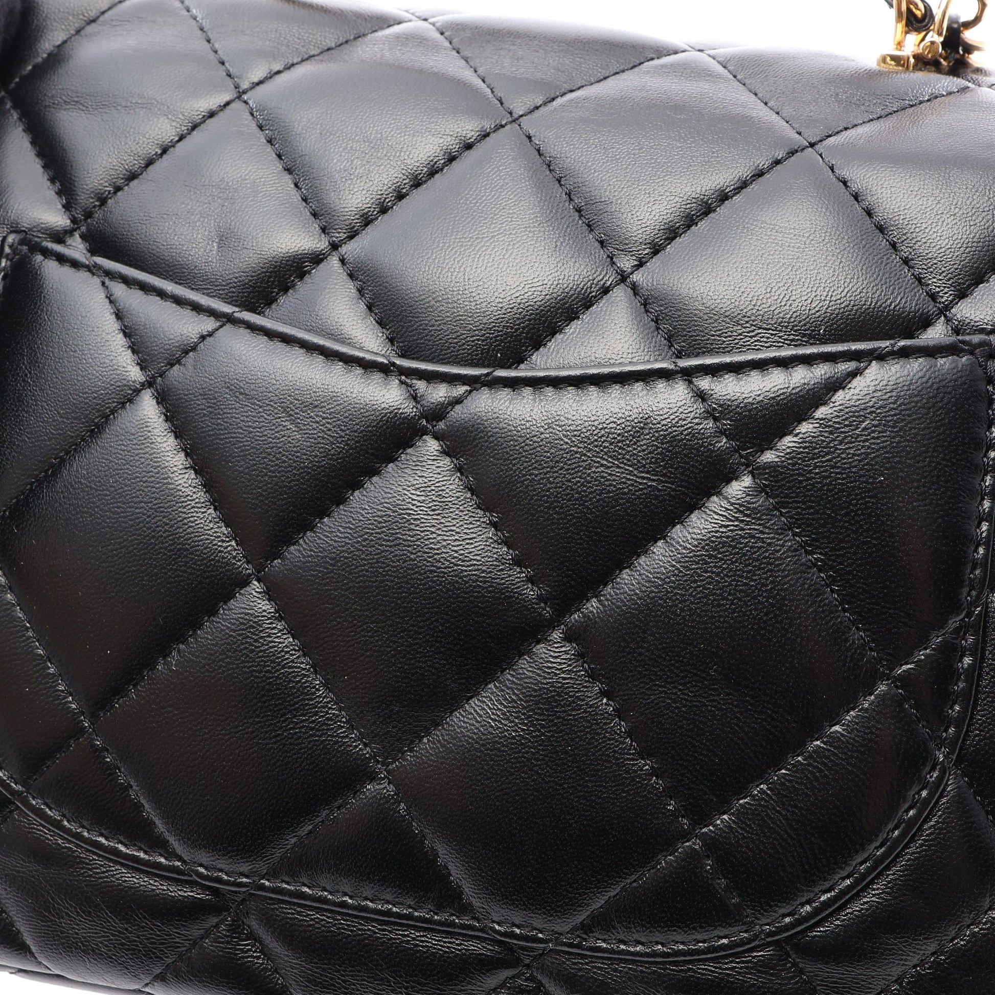 マトラッセ トップハンドル 2WAY チェーンショルダーバッグ ラムスキン ブラック ゴールド金具 シャネル バッグ CHANEL