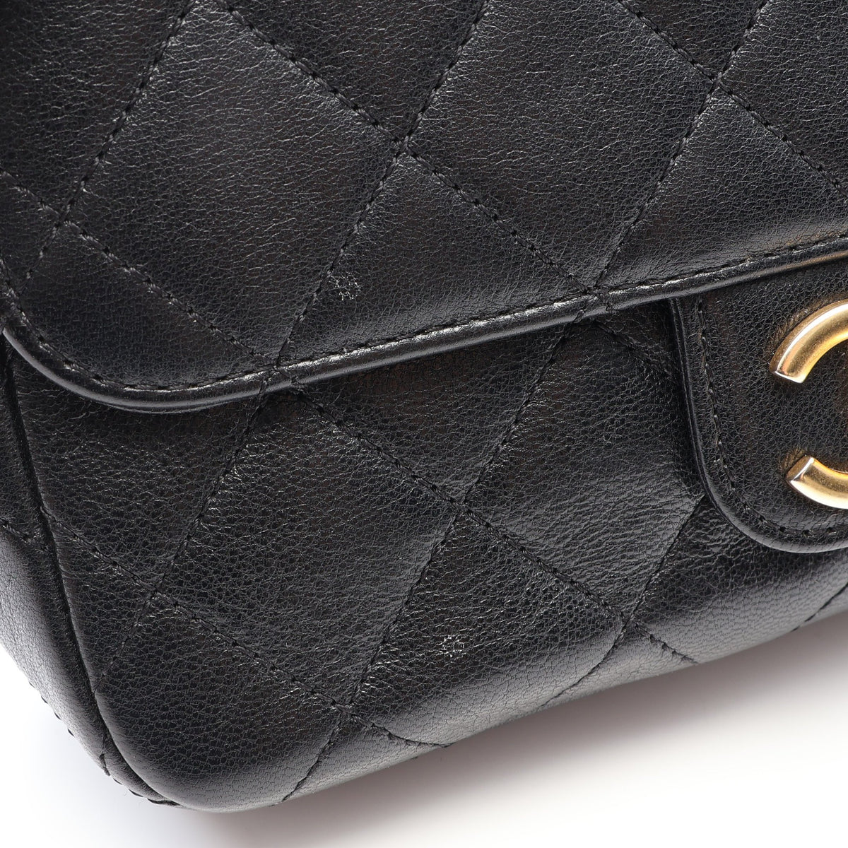 マトラッセ チェーンショルダーバッグ レザー ブラック ゴールド金具 シャネル バッグ CHANEL