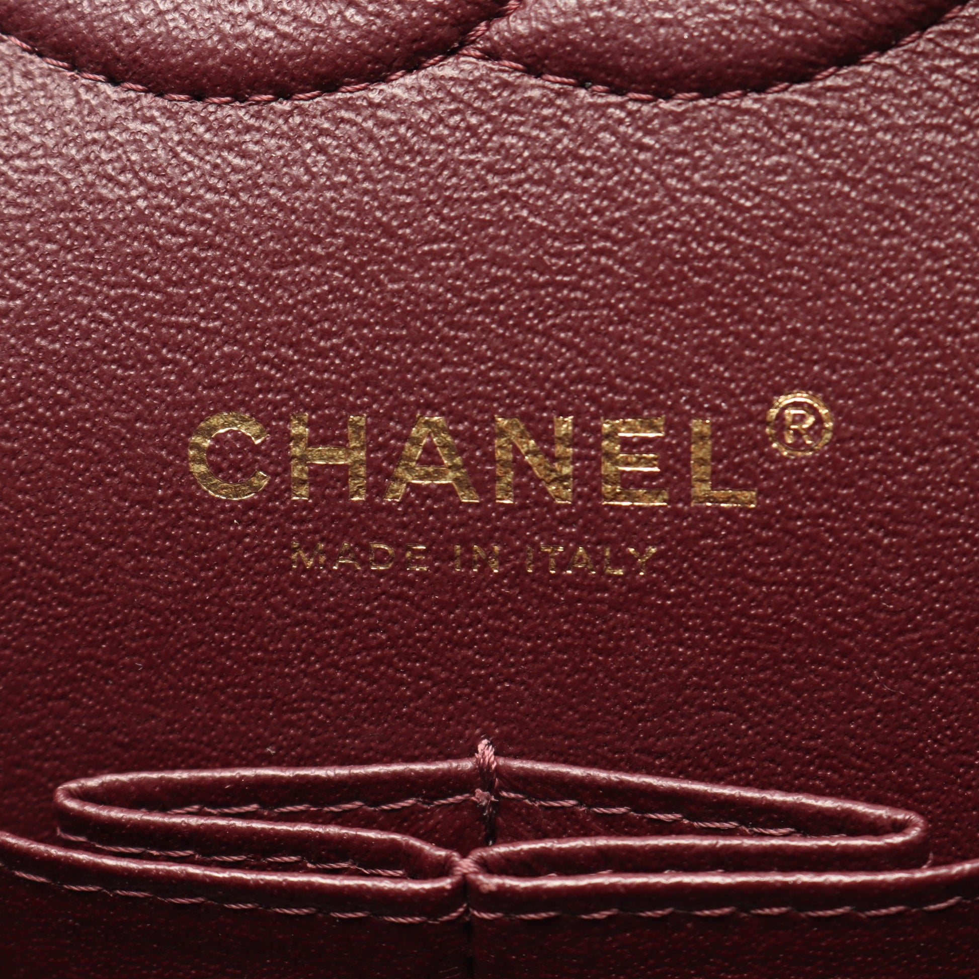 マトラッセ Wフラップ Wチェーンショルダーバッグ キャビアスキン ブラック ゴールド金具 シャネル バッグ CHANEL