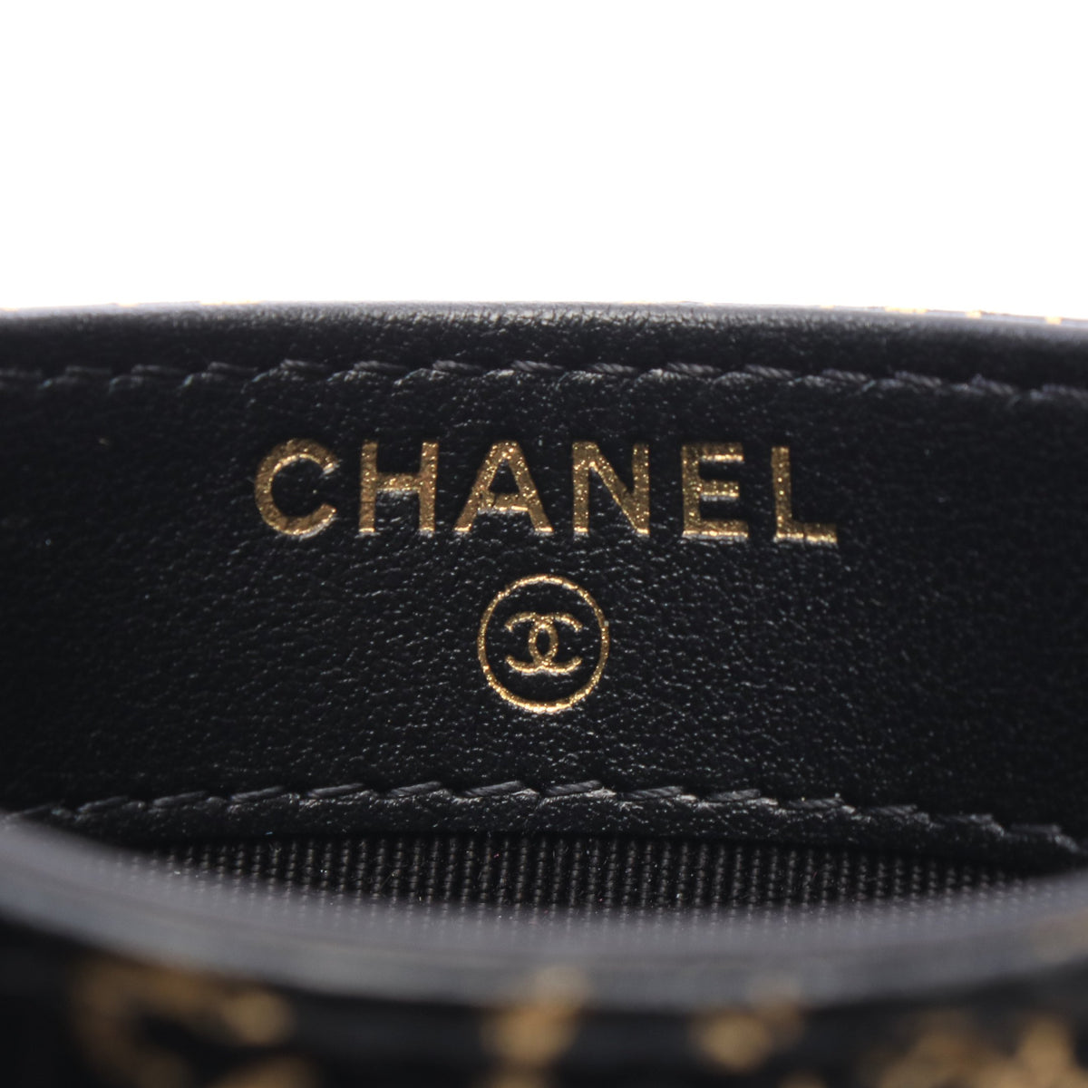 2.55 グラフィティ カードケース レザー ブラック ゴールド ゴールド金具 シャネル 財布・小物 CHANEL