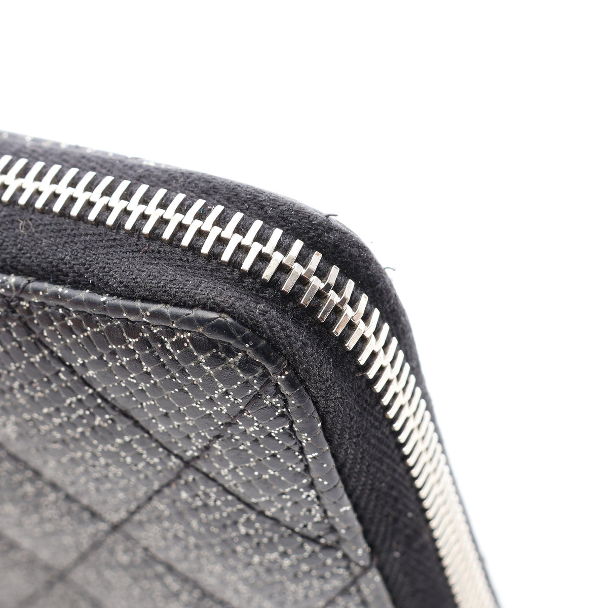 マトラッセ ラメ ラウンドファスナー長財布 キャビアスキン ブラック シルバー金具 シャネル 財布・小物 CHANEL