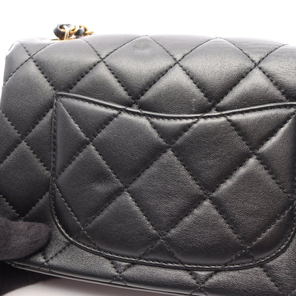 ミニ フラップ バッグ マトラッセ チェーンショルダーバッグ レザー ブラック ゴールド金具 シャネル バッグ CHANEL