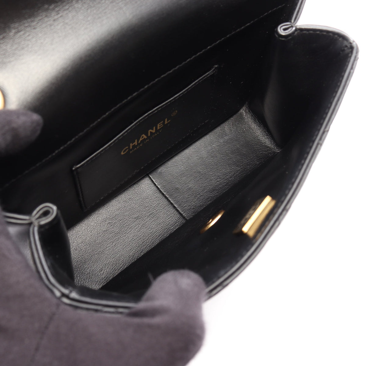 ミニ フラップ バッグ マトラッセ チェーンショルダーバッグ レザー ブラック ゴールド金具 シャネル バッグ CHANEL