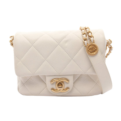 マトラッセ ミニフラップ チェーンショルダーバッグ キャビアスキン ホワイト ゴールド金具 シャネル バッグ CHANEL