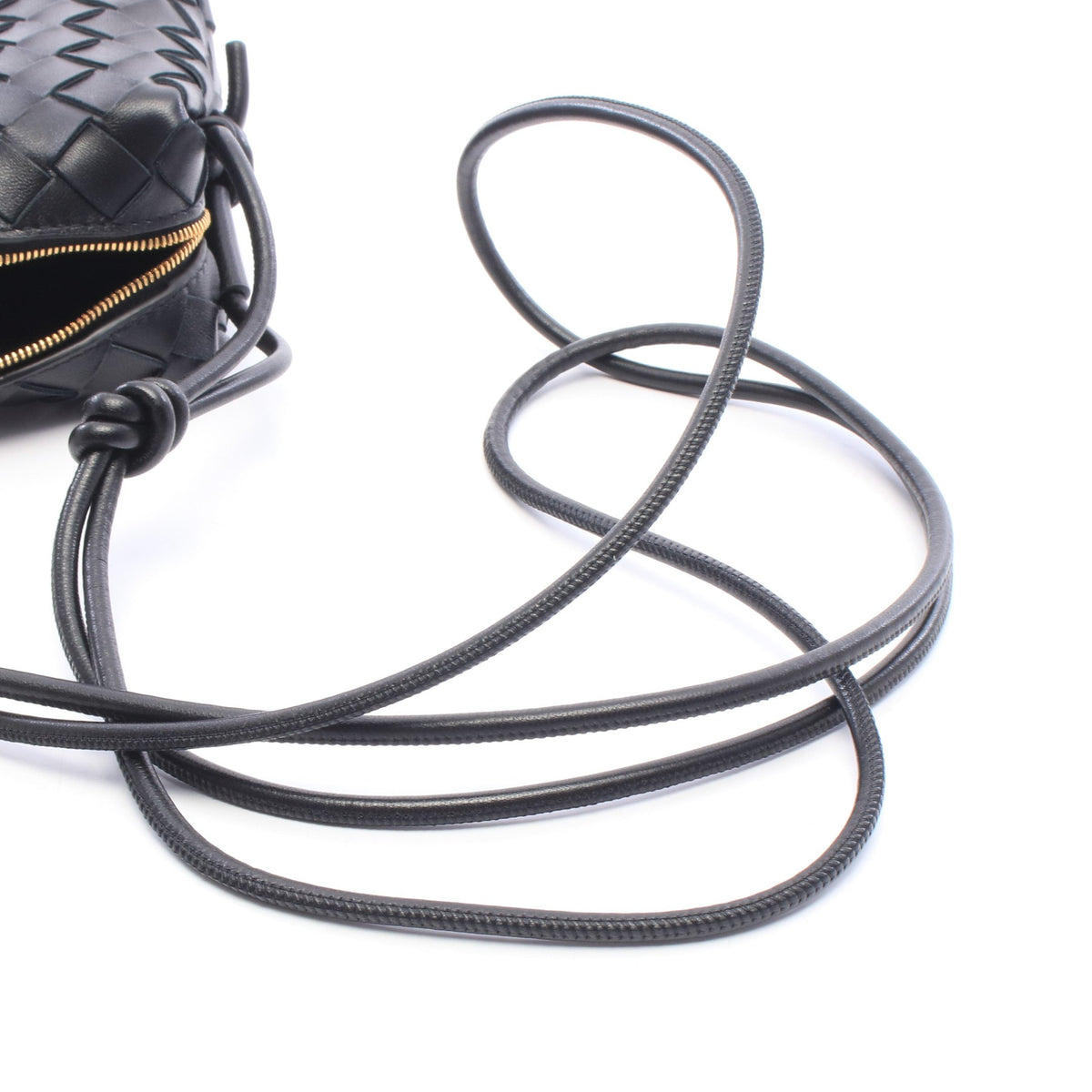 イントレチャート ミニ ループ カメラバッグ ショルダーバッグ レザー ブラック ボッテガヴェネタ バッグ BOTTEGA VENETA