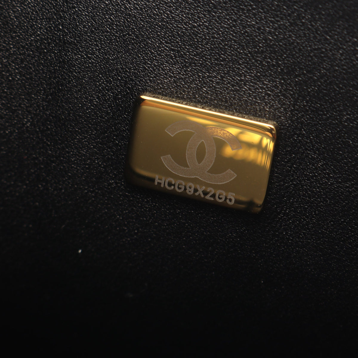 マトラッセ Wフラップ 宇宙アイコン Wチェーンショルダーバッグ ラムスキン ブラック ゴールド金具 シャネル バッグ CHANEL
