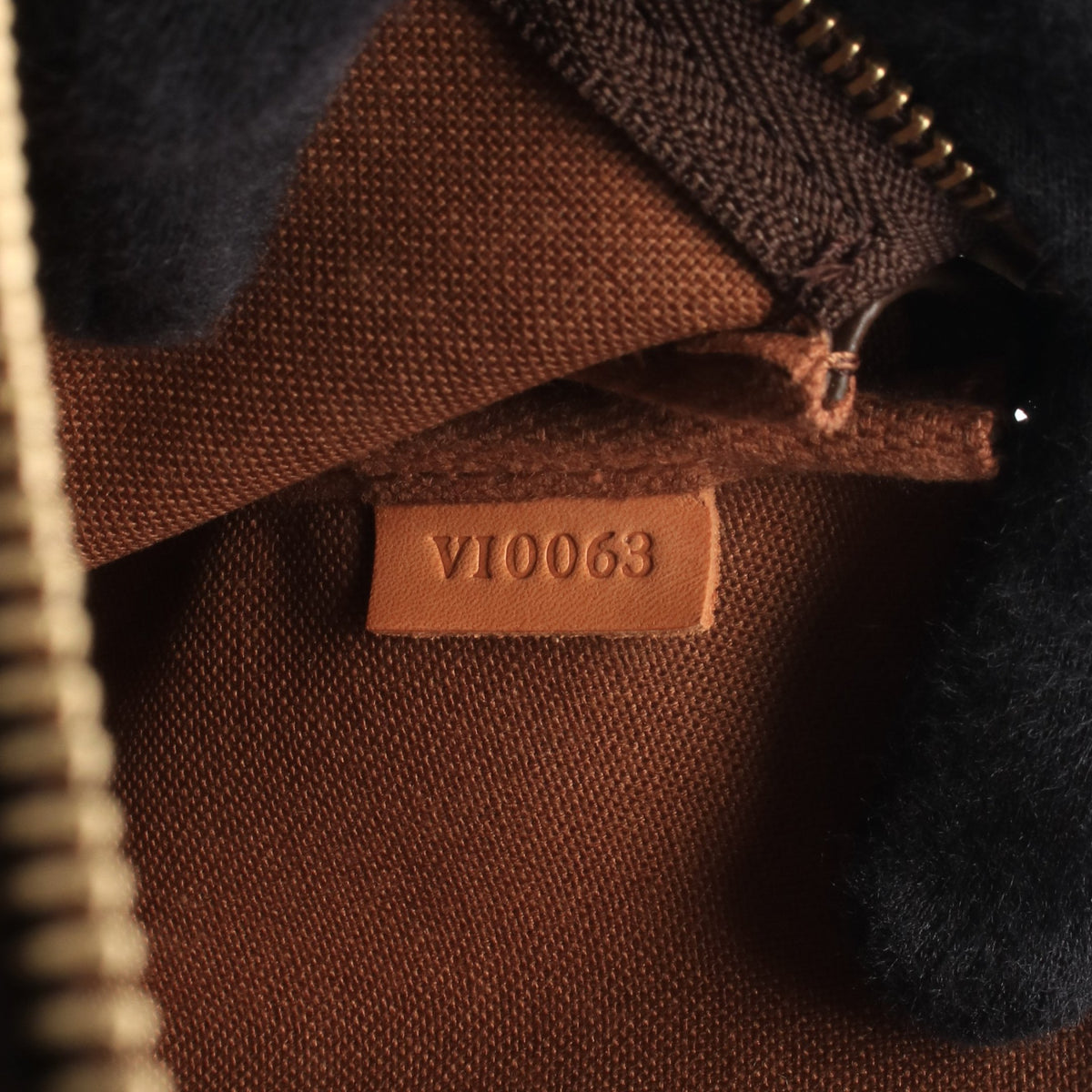 ポシェットアクセソワール モノグラム ハンドバッグ PVC レザー ブラウン ルイヴィトン バッグ LOUIS VUITTON