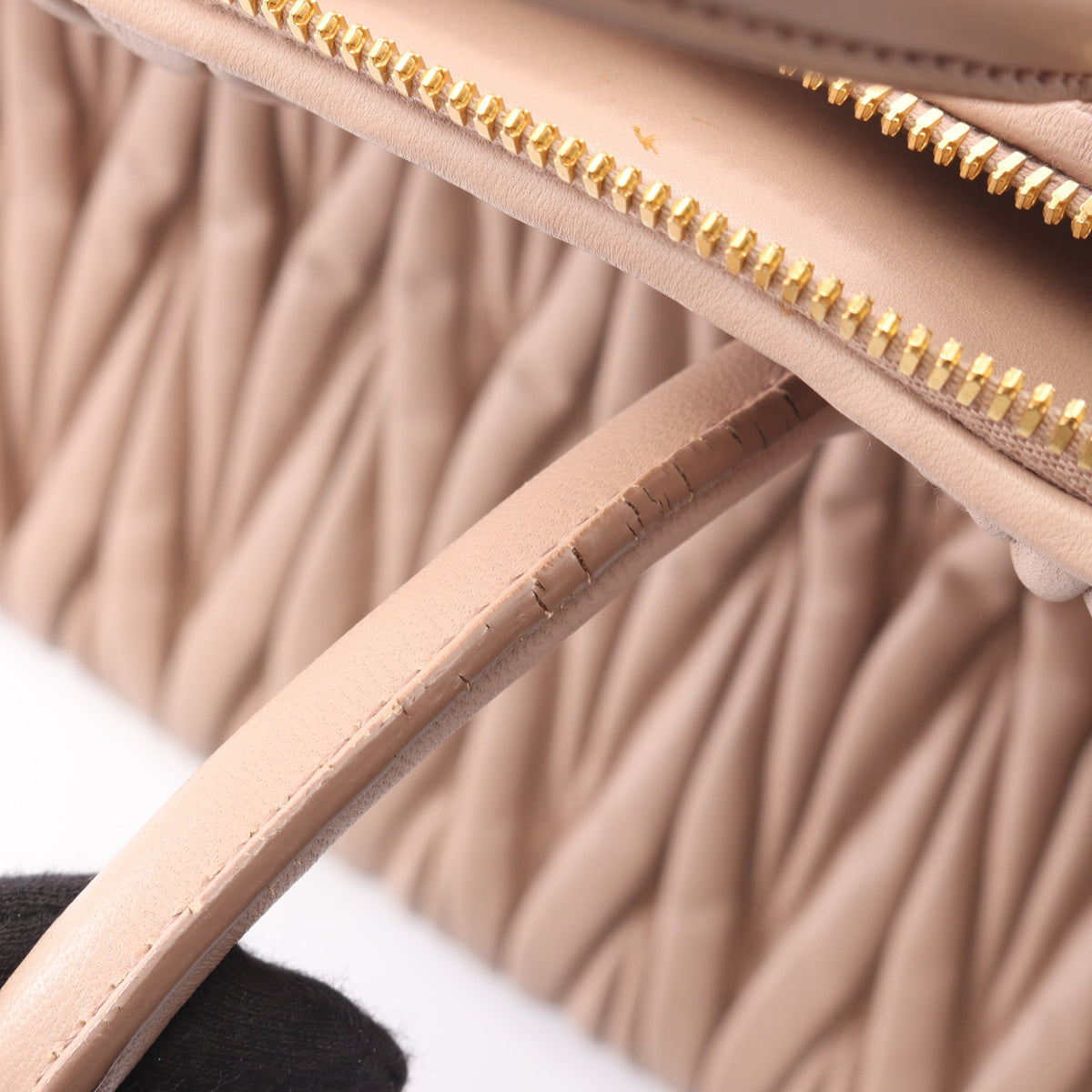 マテラッセ 2WAY ハンドバッグ レザー ピンクベージュ ミュウミュウ バッグ miu miu