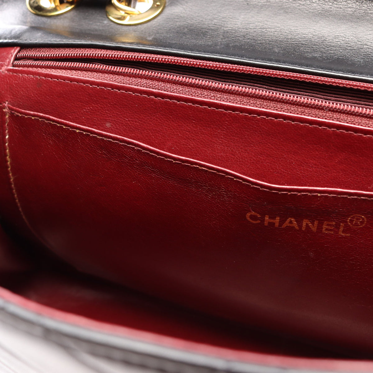 デカマトラッセ34 シングルフラップ Wチェーンショルダーバッグ ラムスキン ブラック ゴールド金具 シャネル バッグ CHANEL