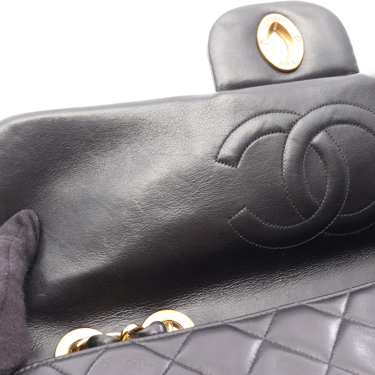 デカマトラッセ34 シングルフラップ Wチェーンショルダーバッグ ラムスキン ブラック ゴールド金具 シャネル バッグ CHANEL