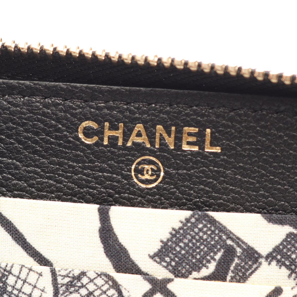 ココマーク ラウンドファスナー財布 レザー ブラック ゴールド金具 シャネル 財布・小物 CHANEL