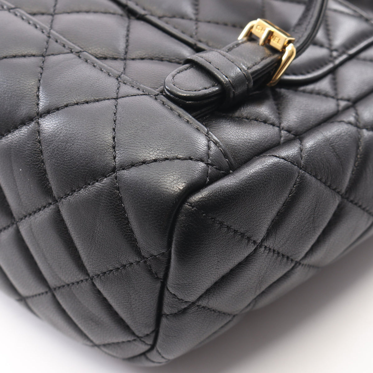 マトラッセ バックパック リュックサック ラムスキン ブラック ゴールド金具 シャネル バッグ CHANEL