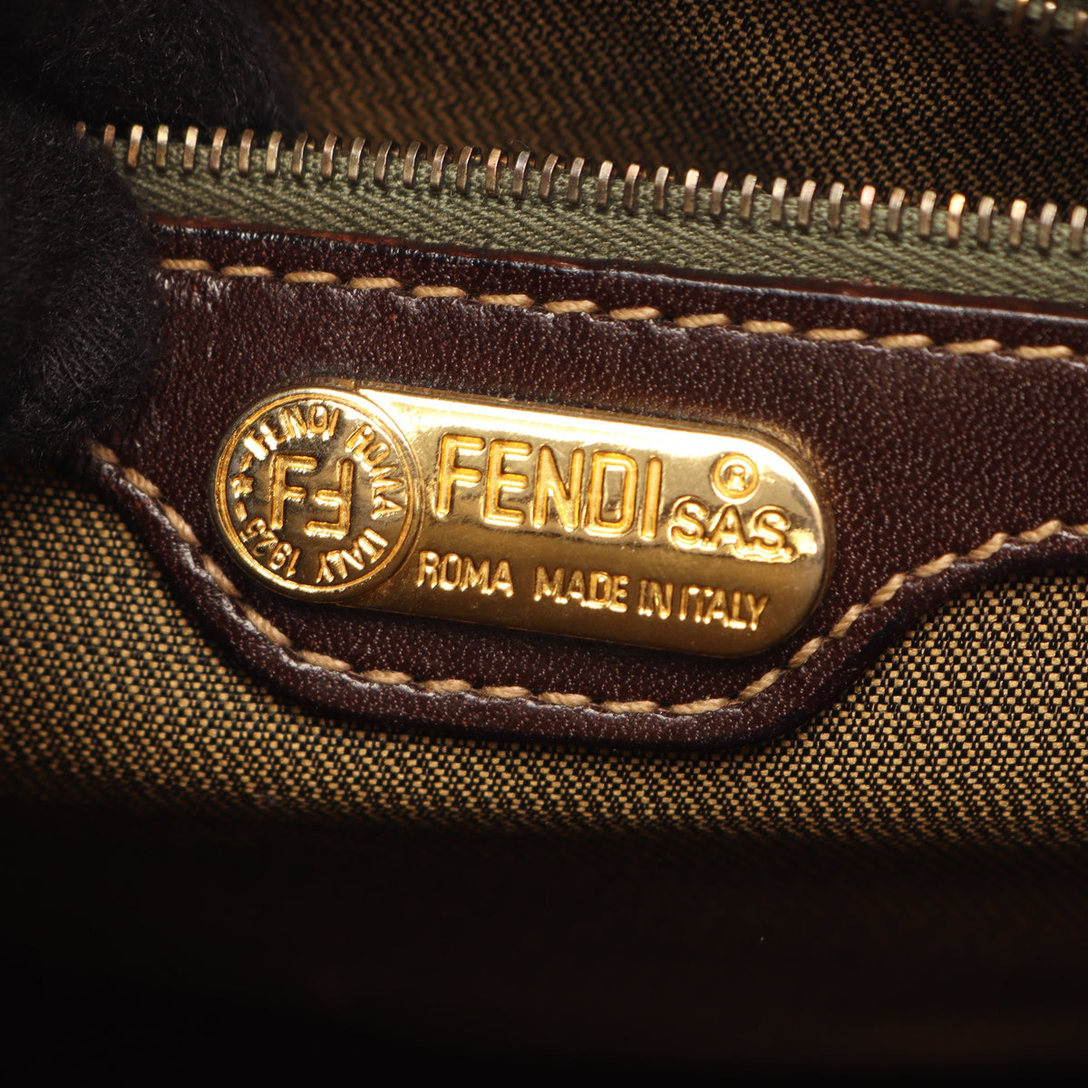 ズッカ 2WAY ハンドバッグ トートバッグ キャンバス レザー ブラウン ブラック フェンディ バッグ FENDI