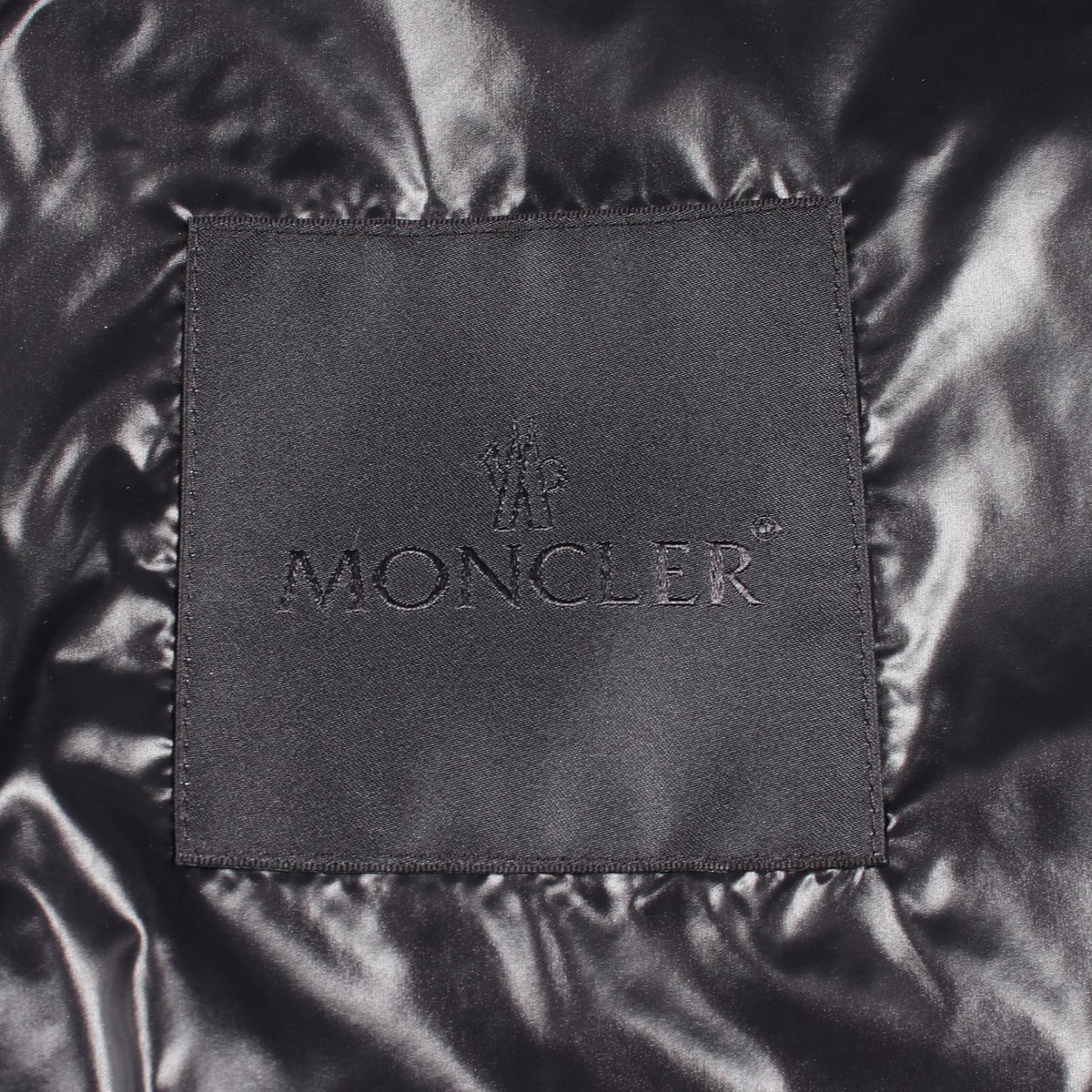 CASSIE フード付き ナイロンジャケット ナイロン ブラック モンクレール アウター MONCLER