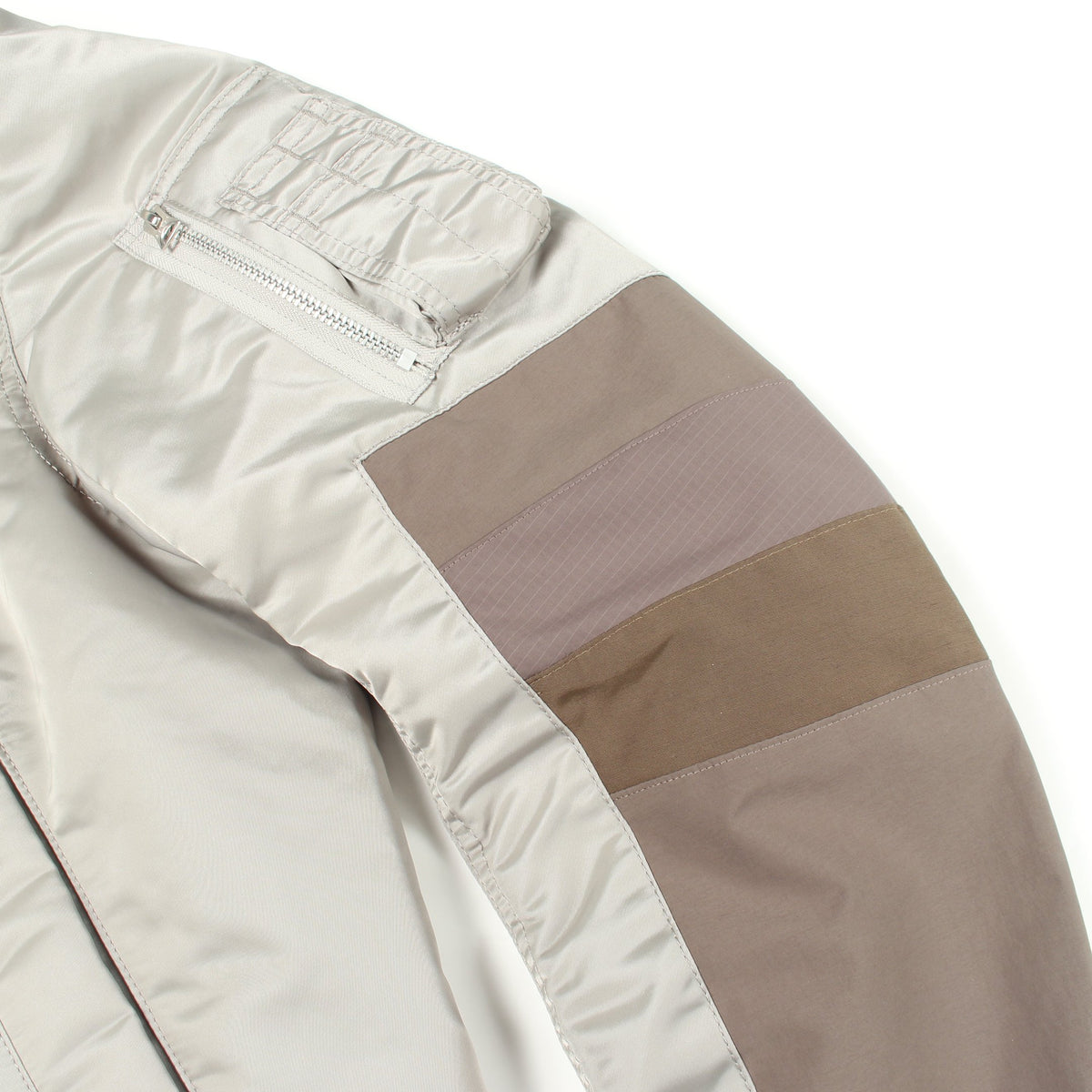 ドッキング ブルゾン ナイロン コットン グレーグリーン サカイ アウター sacai