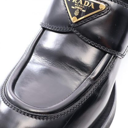 三角プレート ローファー レザー ブラック プラダ シューズ PRADA