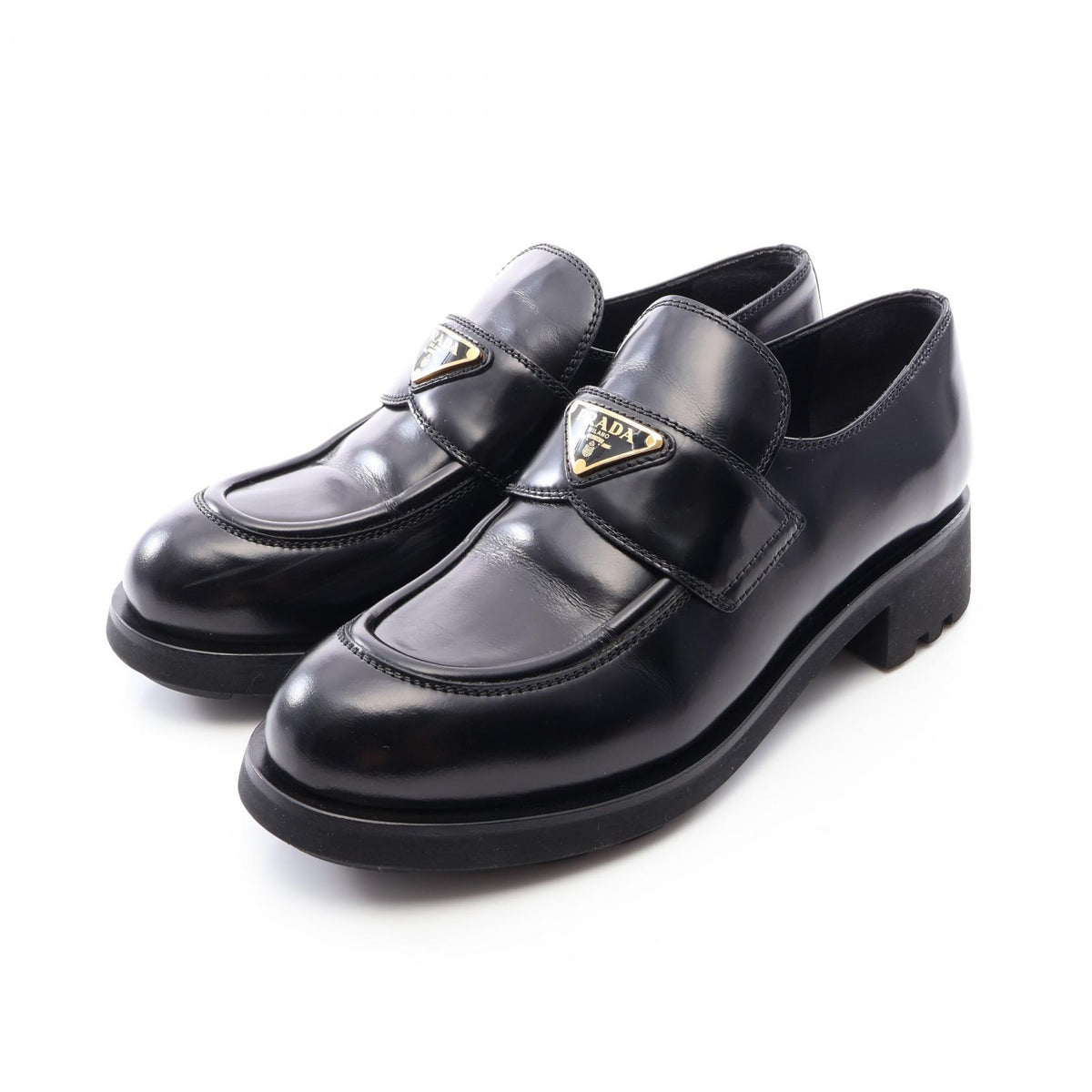三角プレート ローファー レザー ブラック プラダ シューズ PRADA