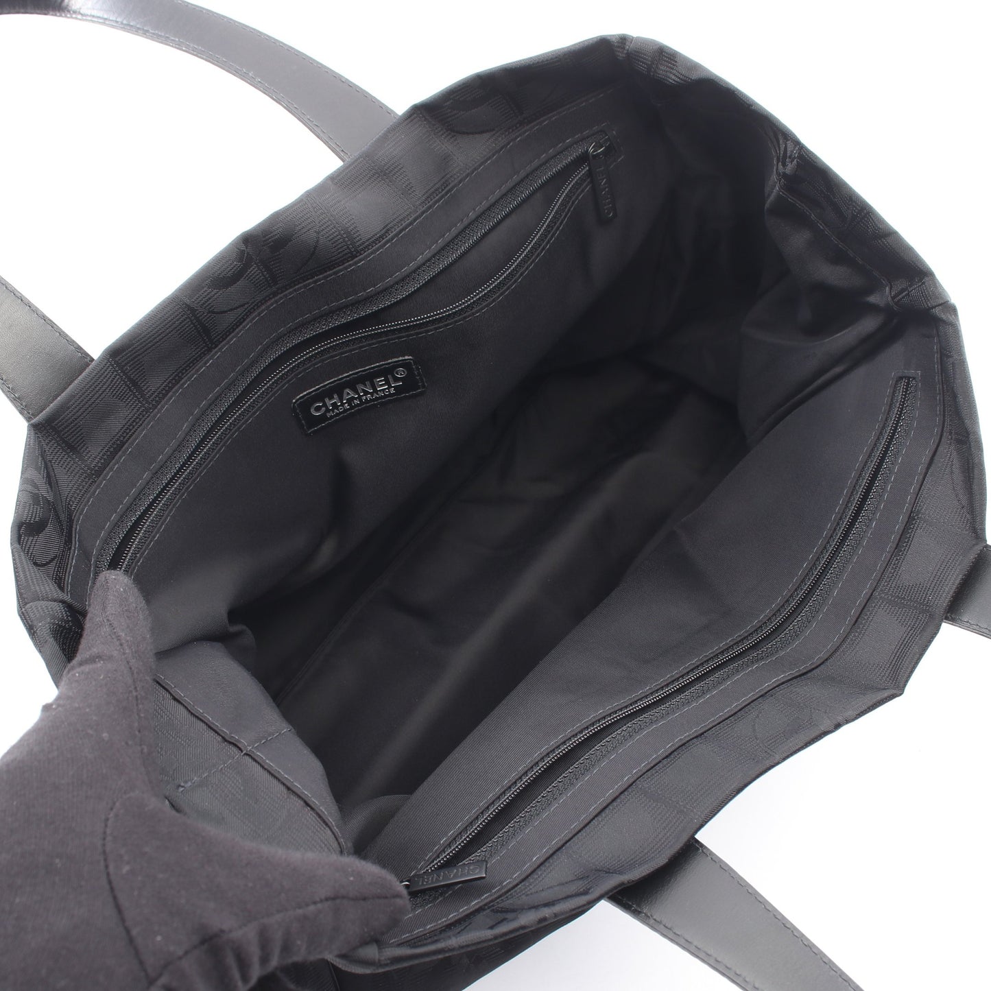 ニュートラベルラインMM ハンドバッグ トートバッグ ナイロンキャンバス レザー ブラック ブラック金具 シャネル
