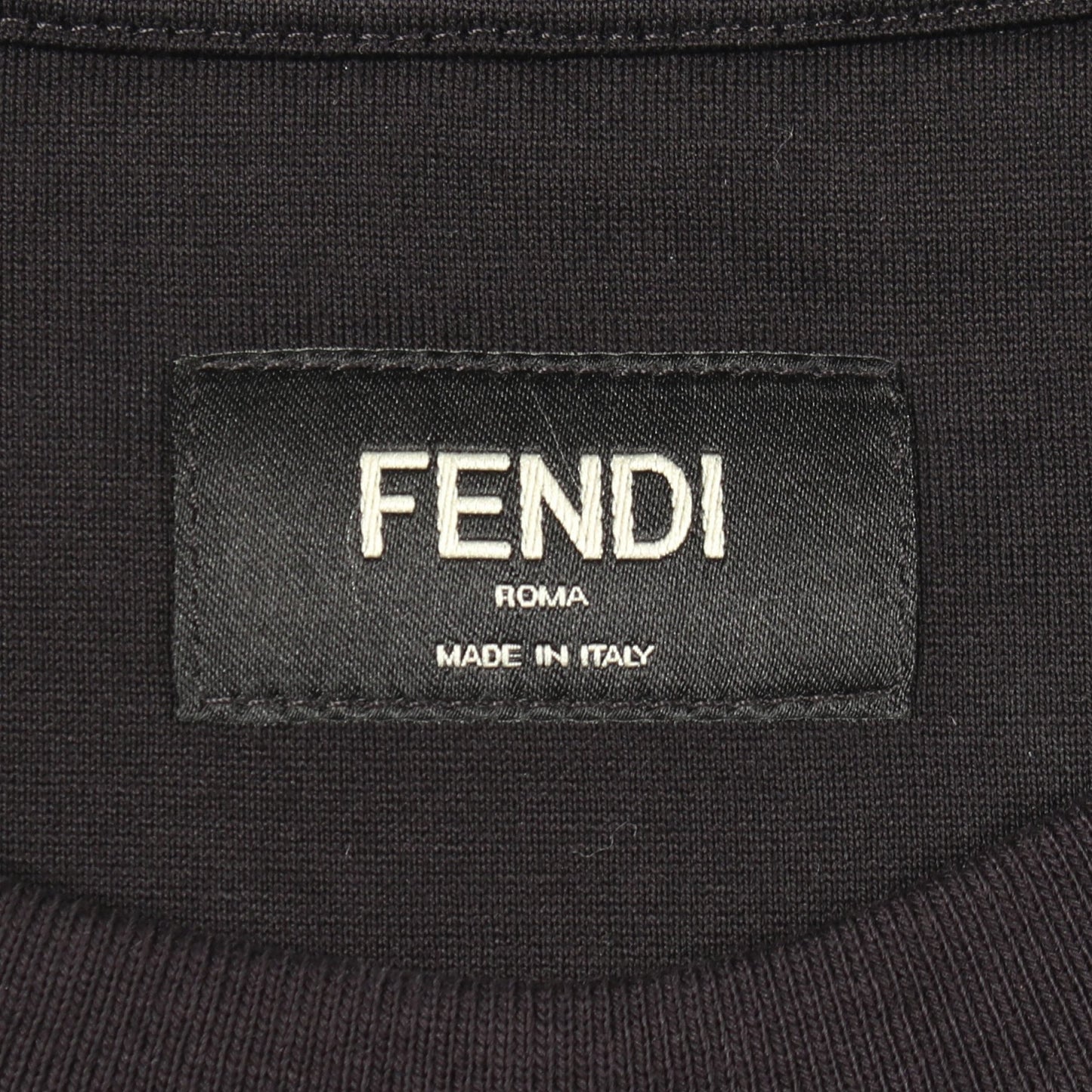 ズッカ ジップポケット付き 半袖Tシャツ コットン ブラック グレー フェンディ トップス FENDI