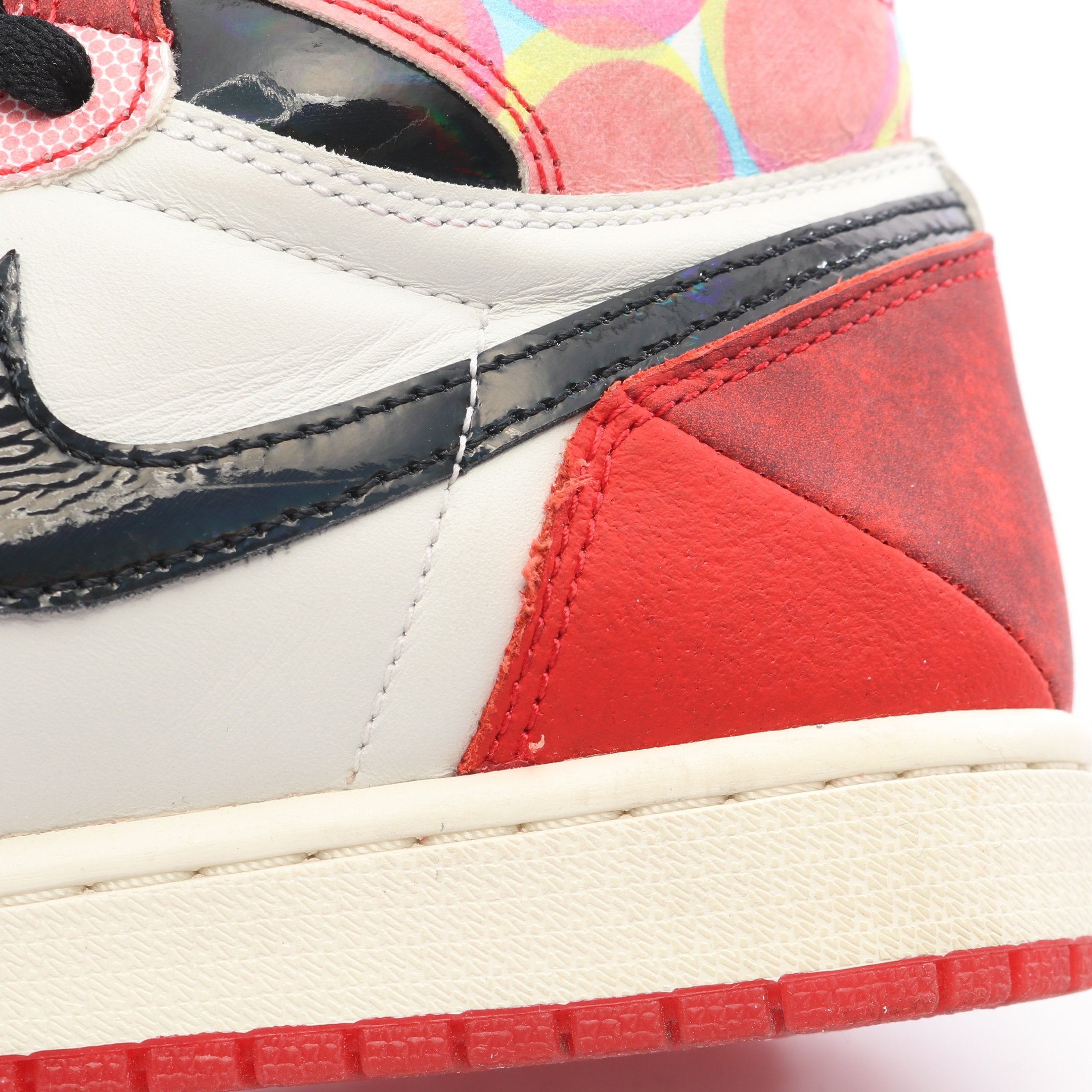 NIKE × SPIDER MAN ACROSS THE SPIDER VERSE AIR JORDAN 1 HI OG