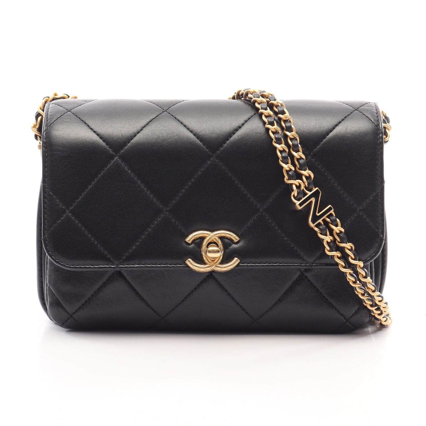 マトラッセ スモールフラップ チェーンショルダーバッグ ラムスキン ブラック ゴールド金具 シャネル バッグ CHANEL
