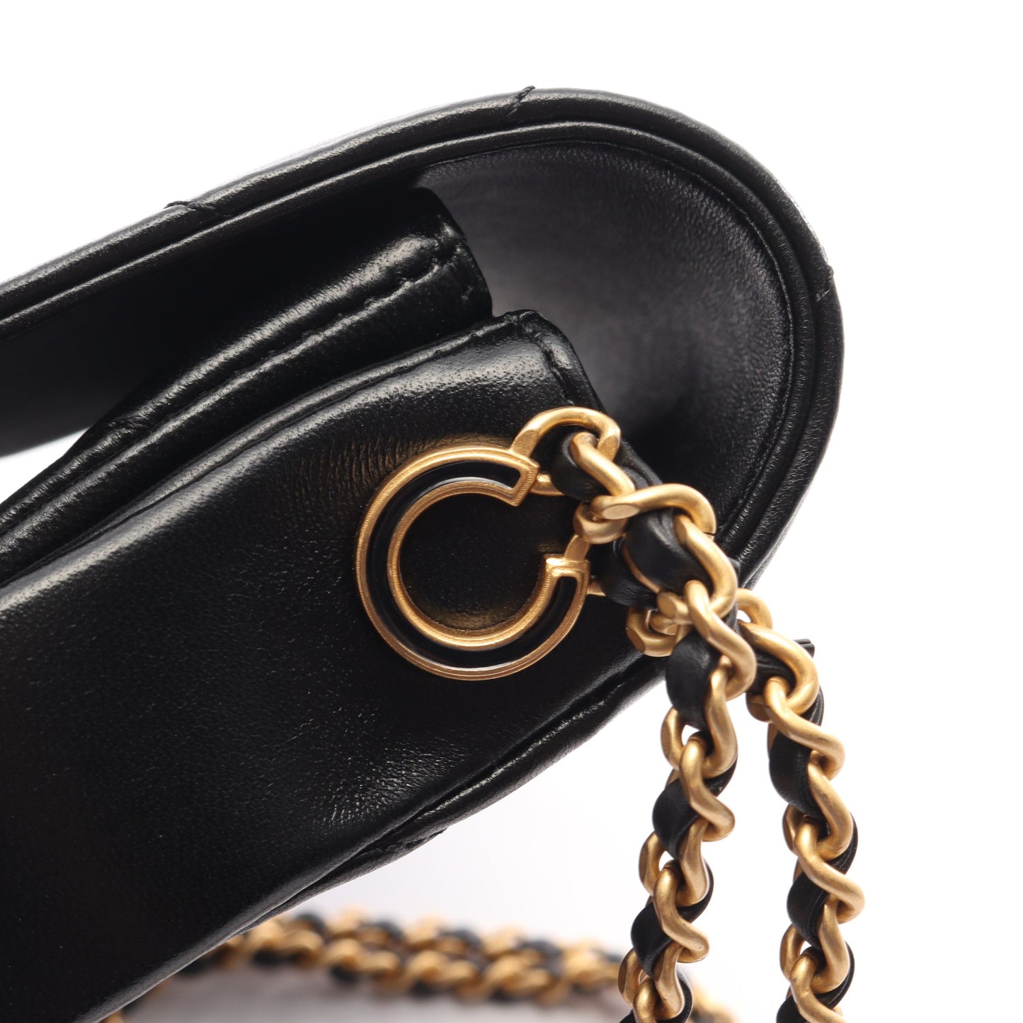マトラッセ スモールフラップ チェーンショルダーバッグ ラムスキン ブラック ゴールド金具 シャネル バッグ CHANEL