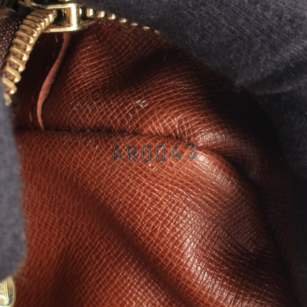ナイル モノグラム ショルダーバッグ PVC レザー ブラウン ルイヴィトン バッグ LOUIS VUITTON