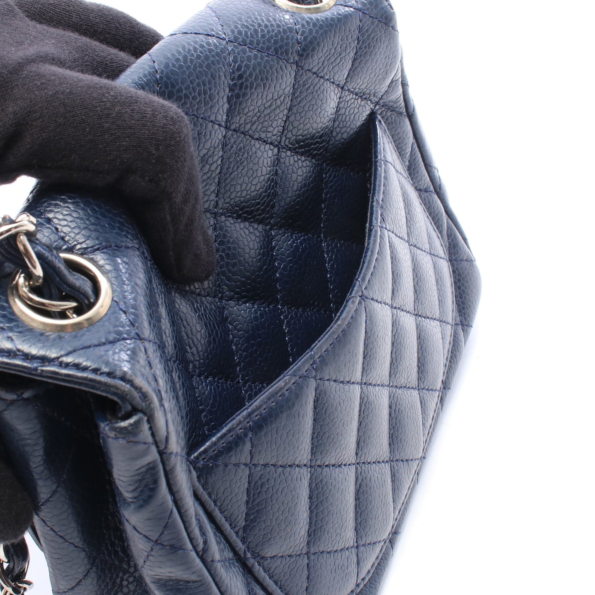 ミニマトラッセ チェーンショルダーバッグ キャビアスキン ネイビー ゴールド金具 シャネル バッグ CHANEL