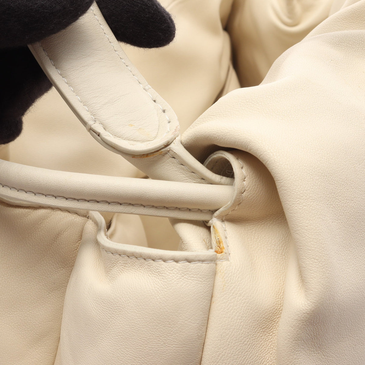 Pillow Bag ショルダーバッグ レザー オフホワイト セリーヌ バッグ CELINE