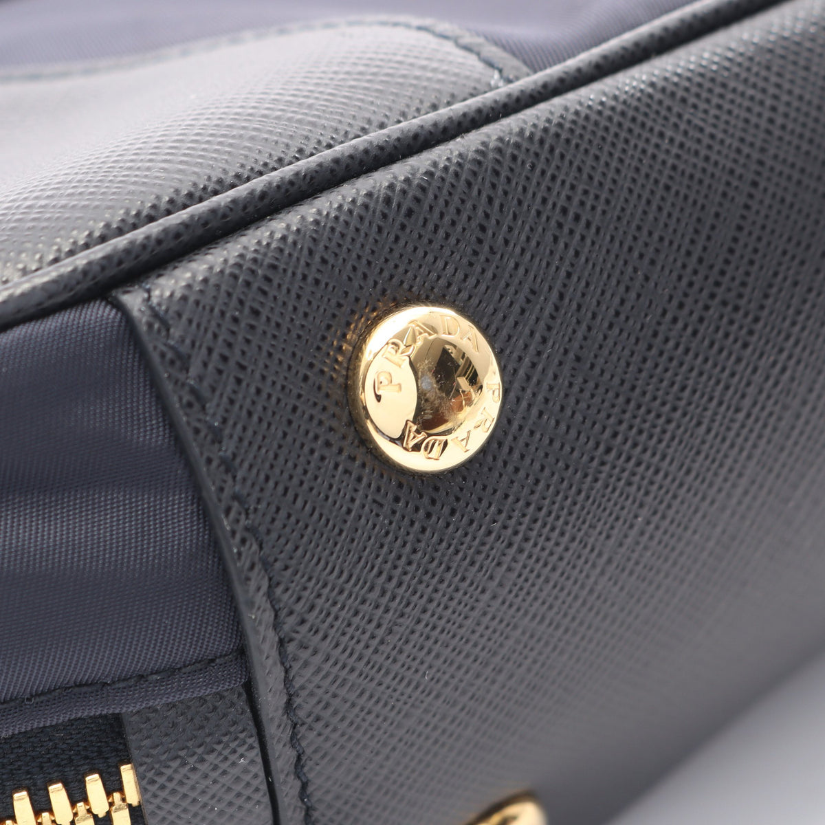 RE-EDITION 1978 RE-NYLON TESSUTO+SAFFIANO 2WAY ハンドバッグ ナイロン サフィアーノレザー ネイビー ブラック プラダ バッグ PRADA