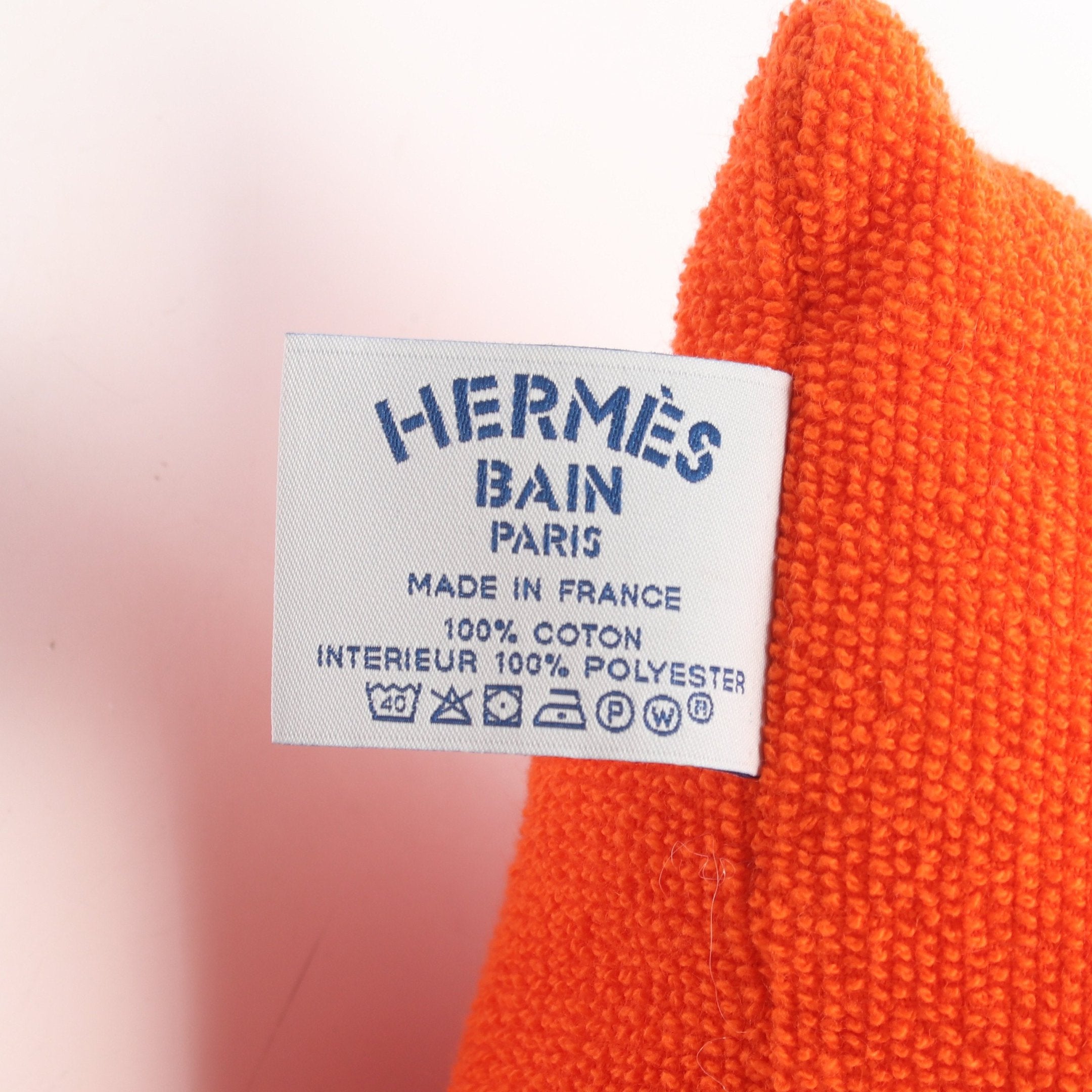 ‼️本日出品削除‼️HERMES エルメス ビーチクッション ヨッティング 箱付き 本日出品削除‼️HERMES エルメス ビーチクッション ヨッティング 箱