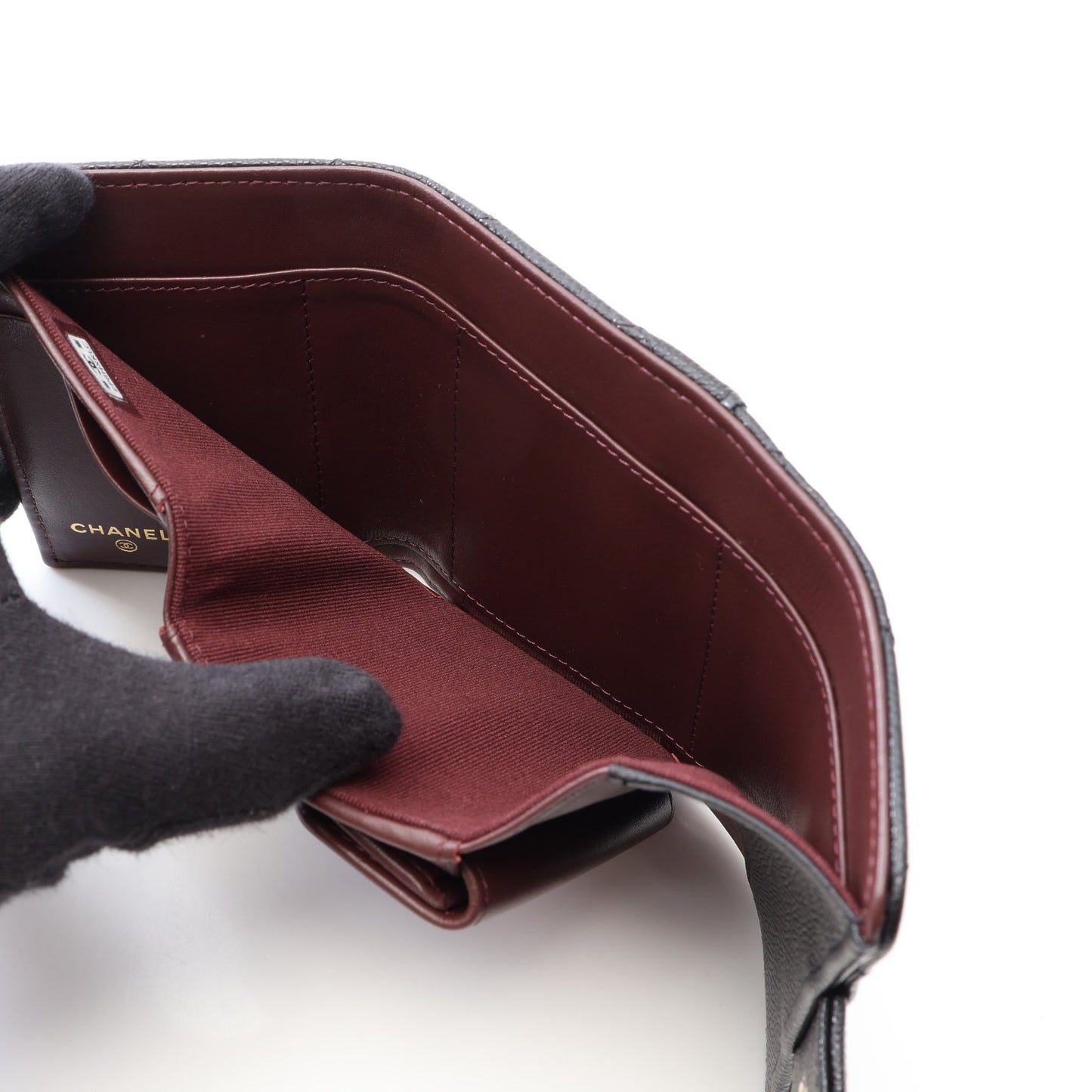マトラッセ スモールウォレット 三つ折り財布 キャビアスキン ブラック ゴールド金具 シャネル