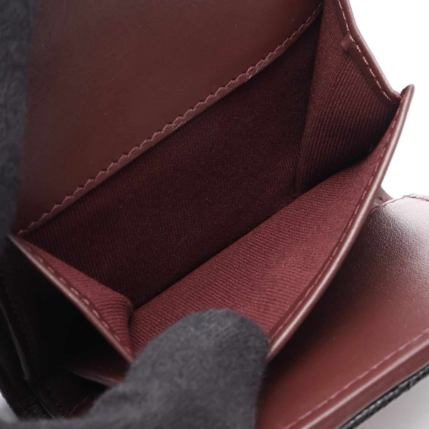 マトラッセ スモールウォレット 三つ折り財布 キャビアスキン ブラック ゴールド金具 シャネル