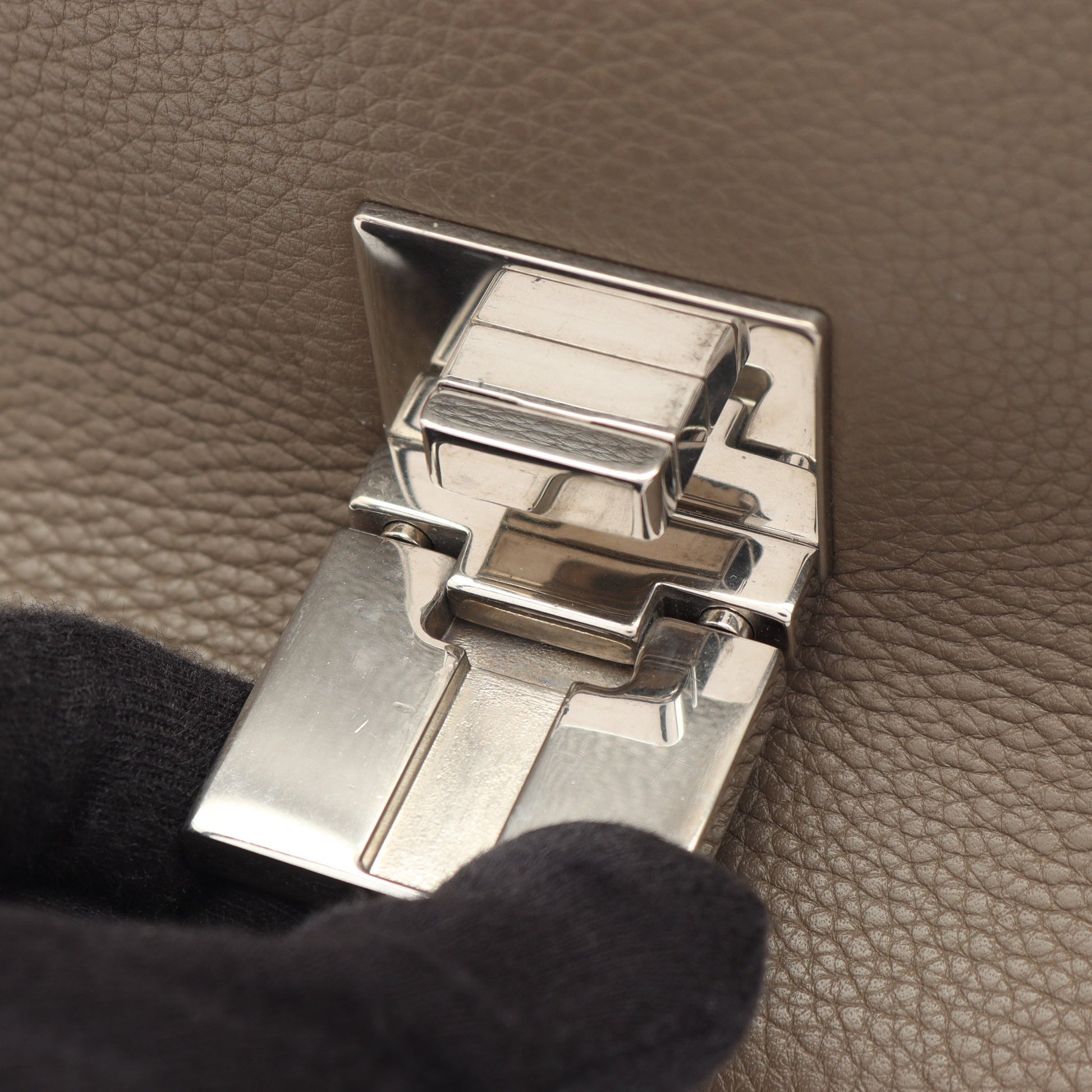 トラペーズ ミディアム 2WAY ハンドバッグ レザー グレーベージュ グレーブラウン セリーヌ バッグ CELINE