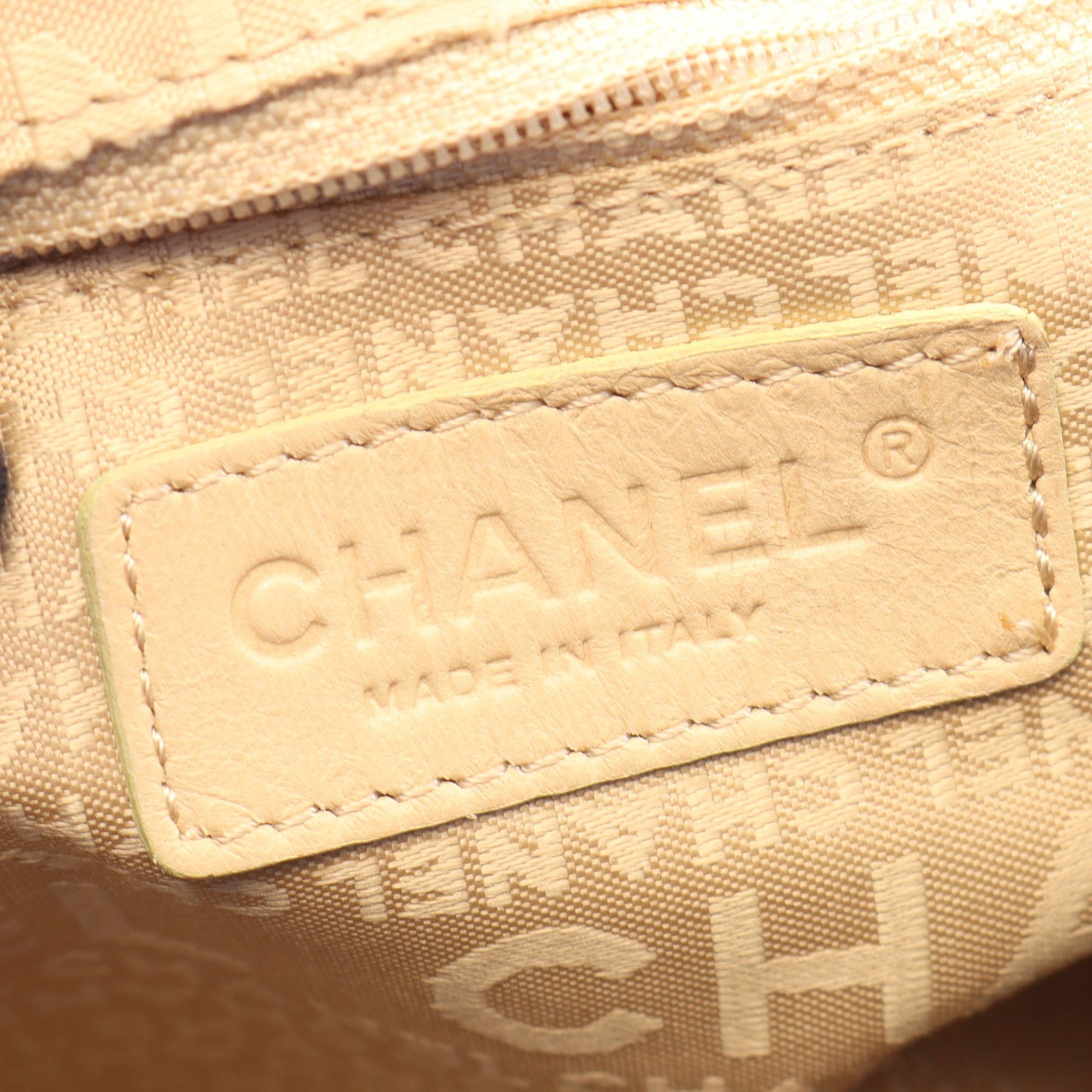 ロゴ チェーンショルダーバッグ ラムスキン ブラック シルバー金具 シャネル バッグ CHANEL