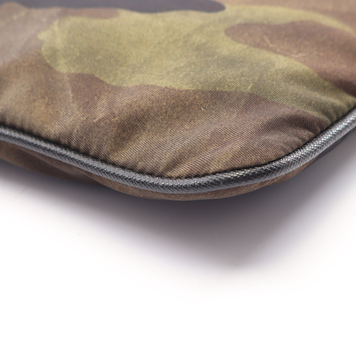 TESSUTO CAMOUFL ショルダーバッグ ナイロン サフィアーノレザー カーキグリーン ブラウン ブラック プラダ バッグ PRADA