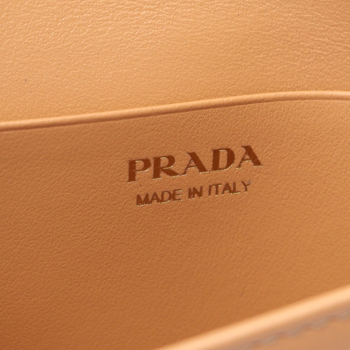 CROCHET TRAIANGO ショルダーバッグ ラフィア レザー ベージュ ライトブラウン プラダ バッグ PRADA