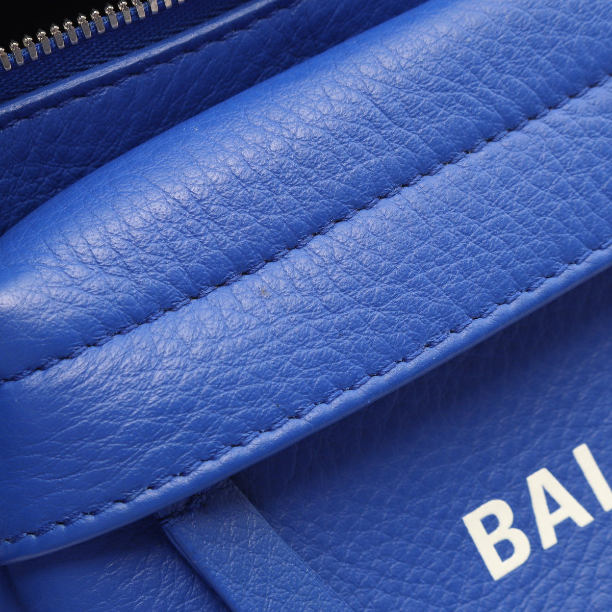 EVERYDAY BELTPACK エブリデイ ボディバッグ ウエストバッグ レザー ブルー バレンシアガ バッグ BALENCIAGA