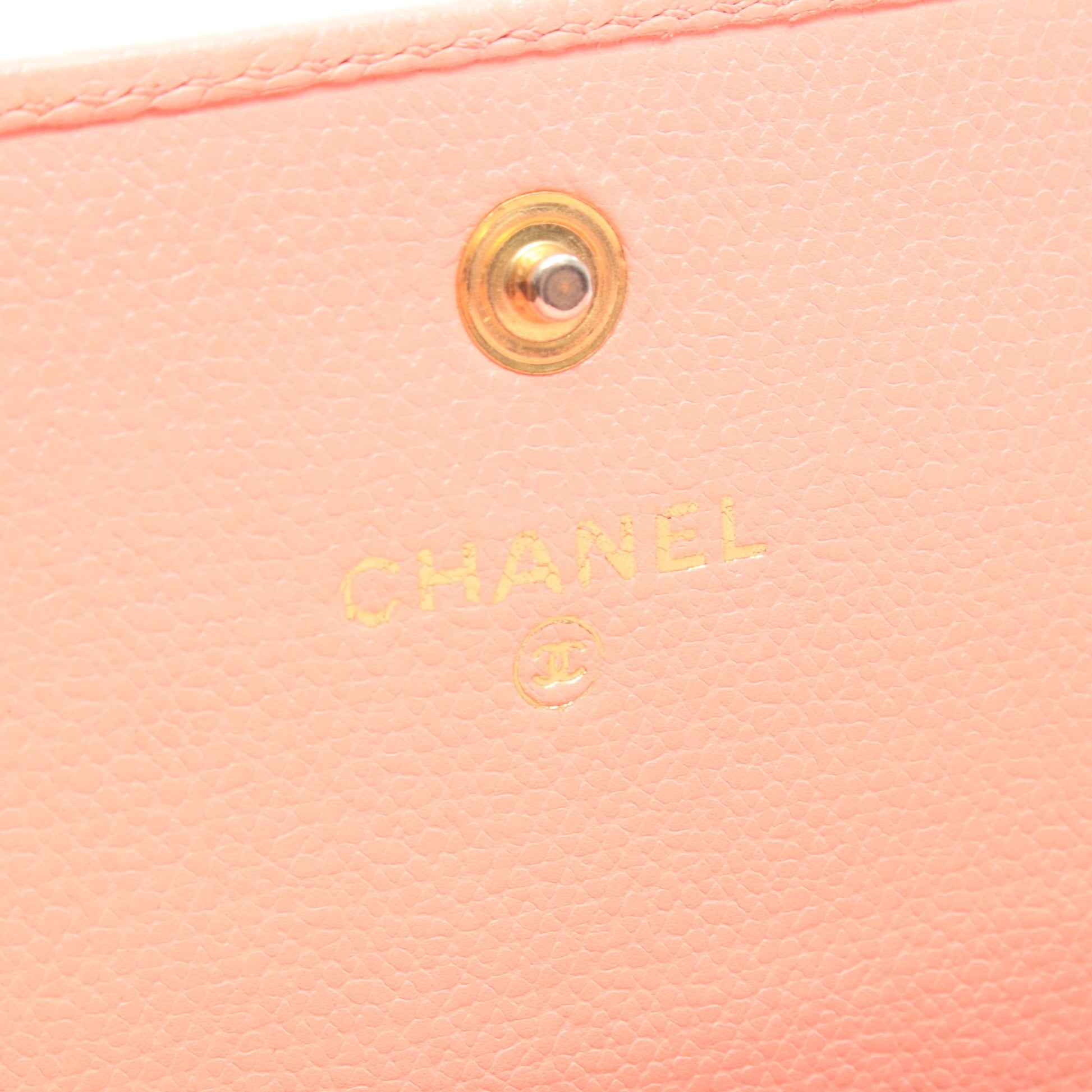 ココボタン 二つ折り財布 レザー ピンク ゴールド金具 シャネル 財布・小物 CHANEL