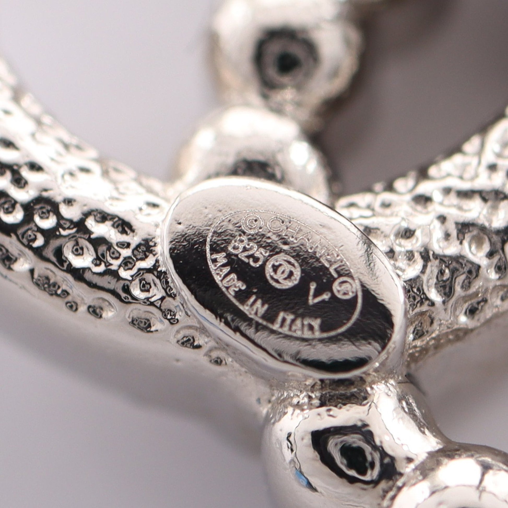 ココマーク V25B ピアス フェイクパール ラインストーン シルバー オフホワイト クリア シャネル アクセサリー CHANEL
