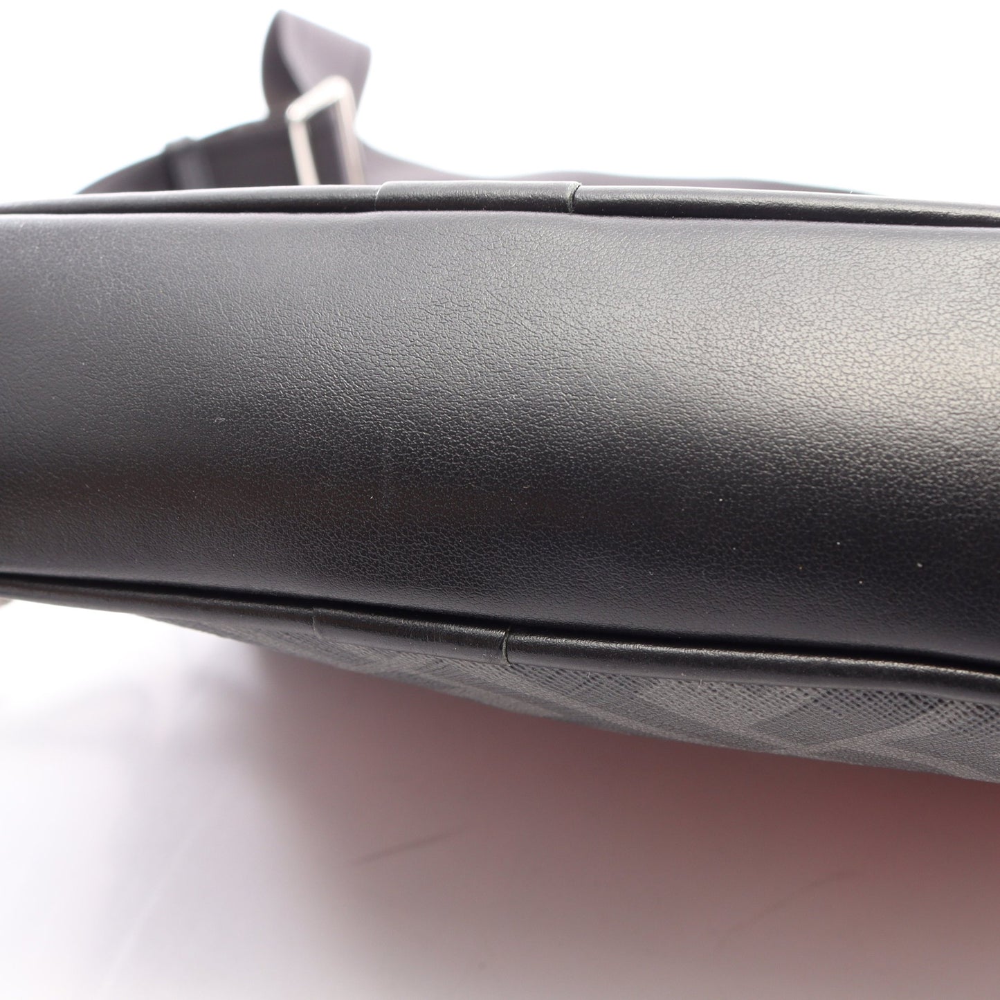 カメラバッグ ショルダーバッグ PVC レザー ブラック グレー マルチカラー フェンディ