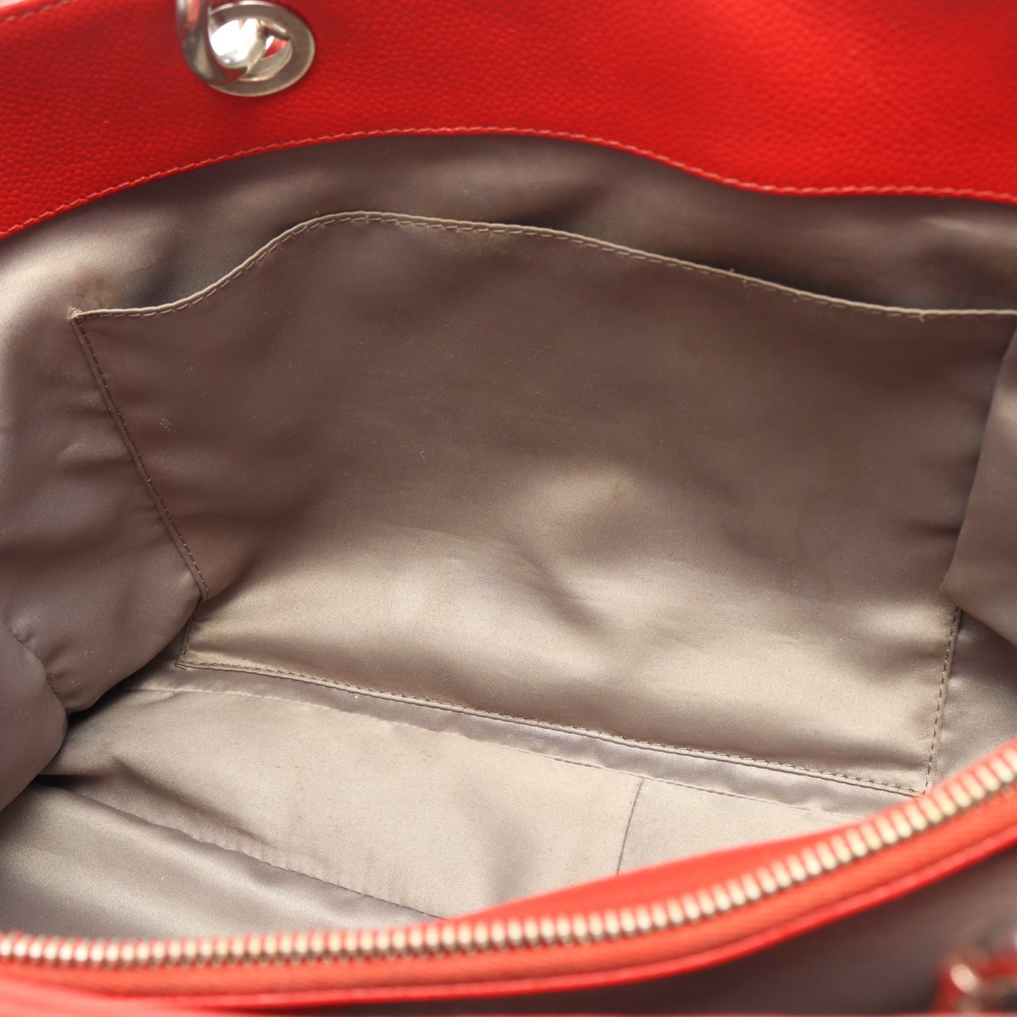 マトラッセ グランドショッピング GST XL チェーンショルダーバッグ チェーントートバッグ キャビアスキン レッド シルバー金具 シャネル バッグ CHANEL