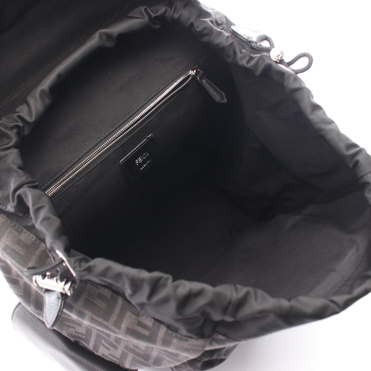 FFジャカード ドライブ ズッカ バックパック リュックサック キャンバス レザー ダークグレー ブラック フェンディ バッグ FENDI
